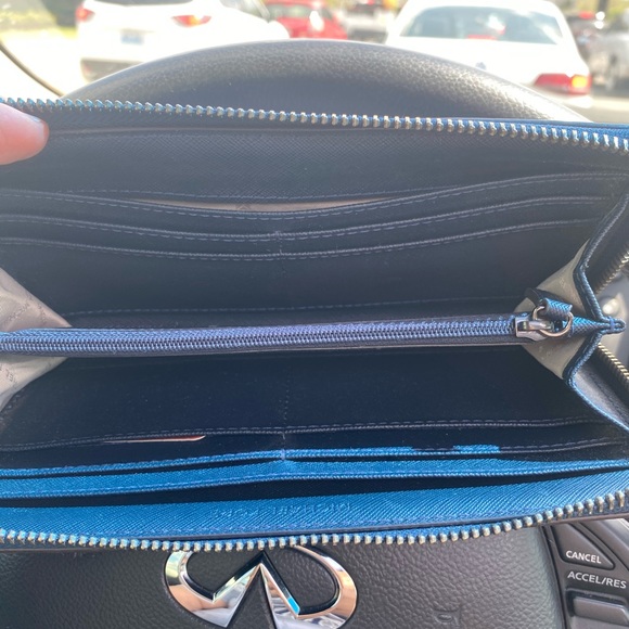 Michael Kors Adele Continental Zip Around Wallet - Picture 4 of 4